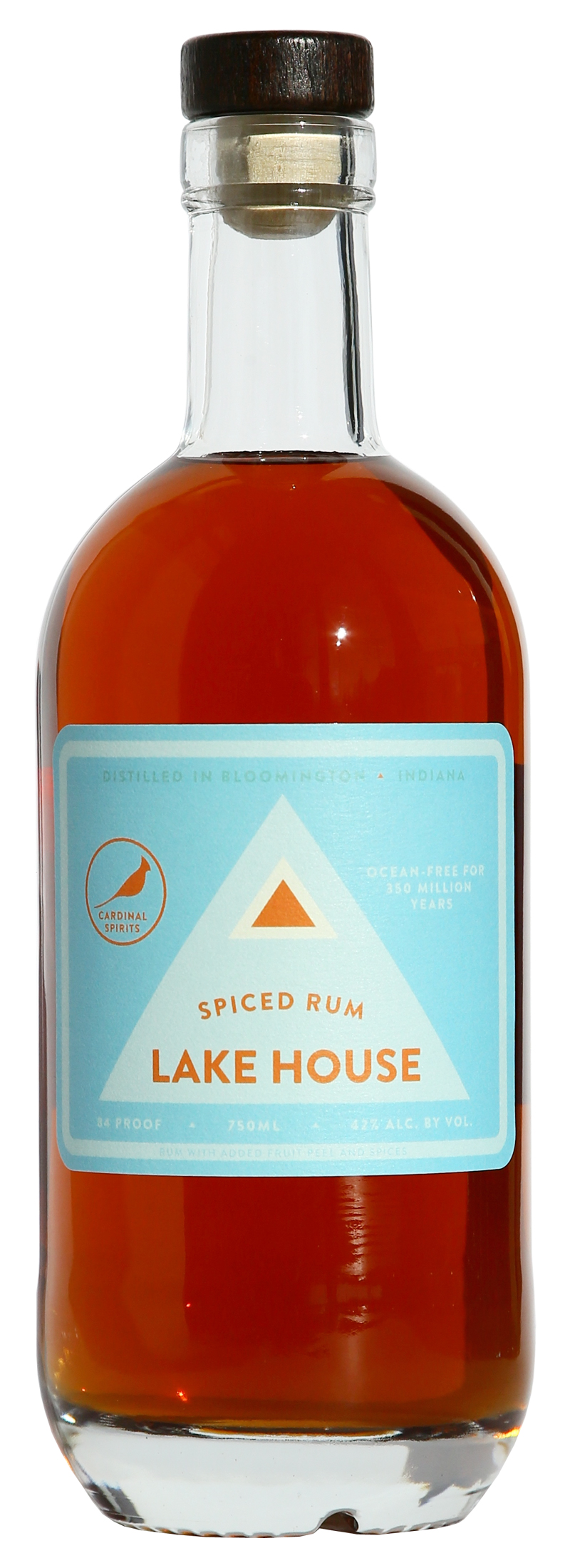 LakeHouseSpicedRum-750ml-WhiteBG (1).jpg
