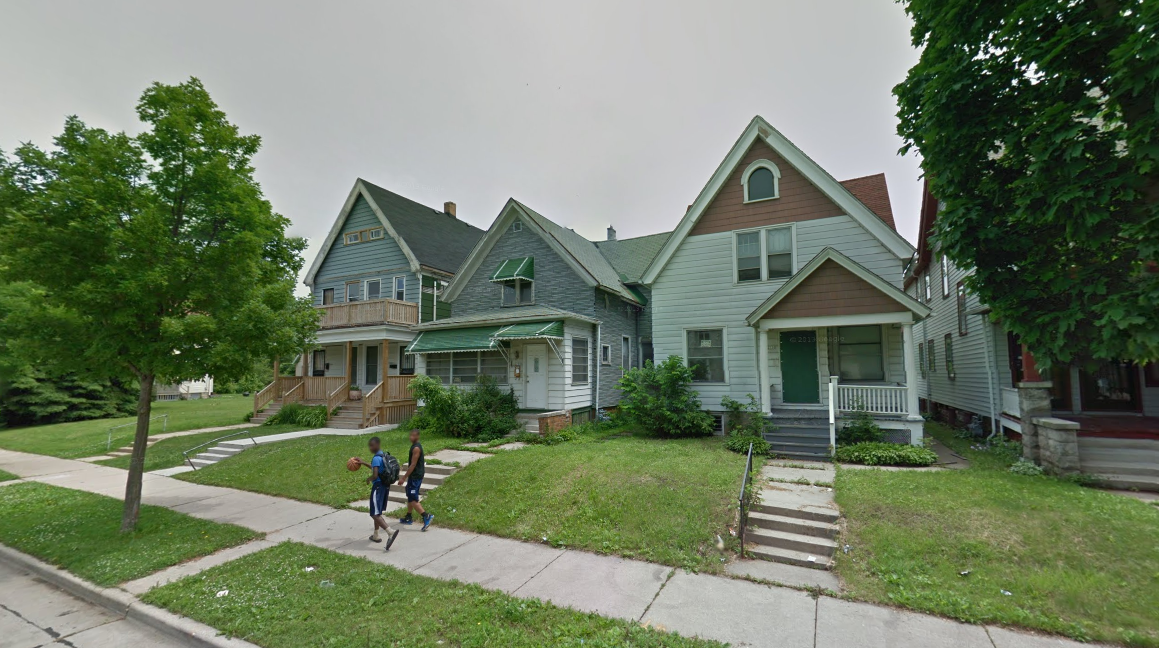A block on the Northwest side of Milwaukee, 2011 (Source: Google Maps)