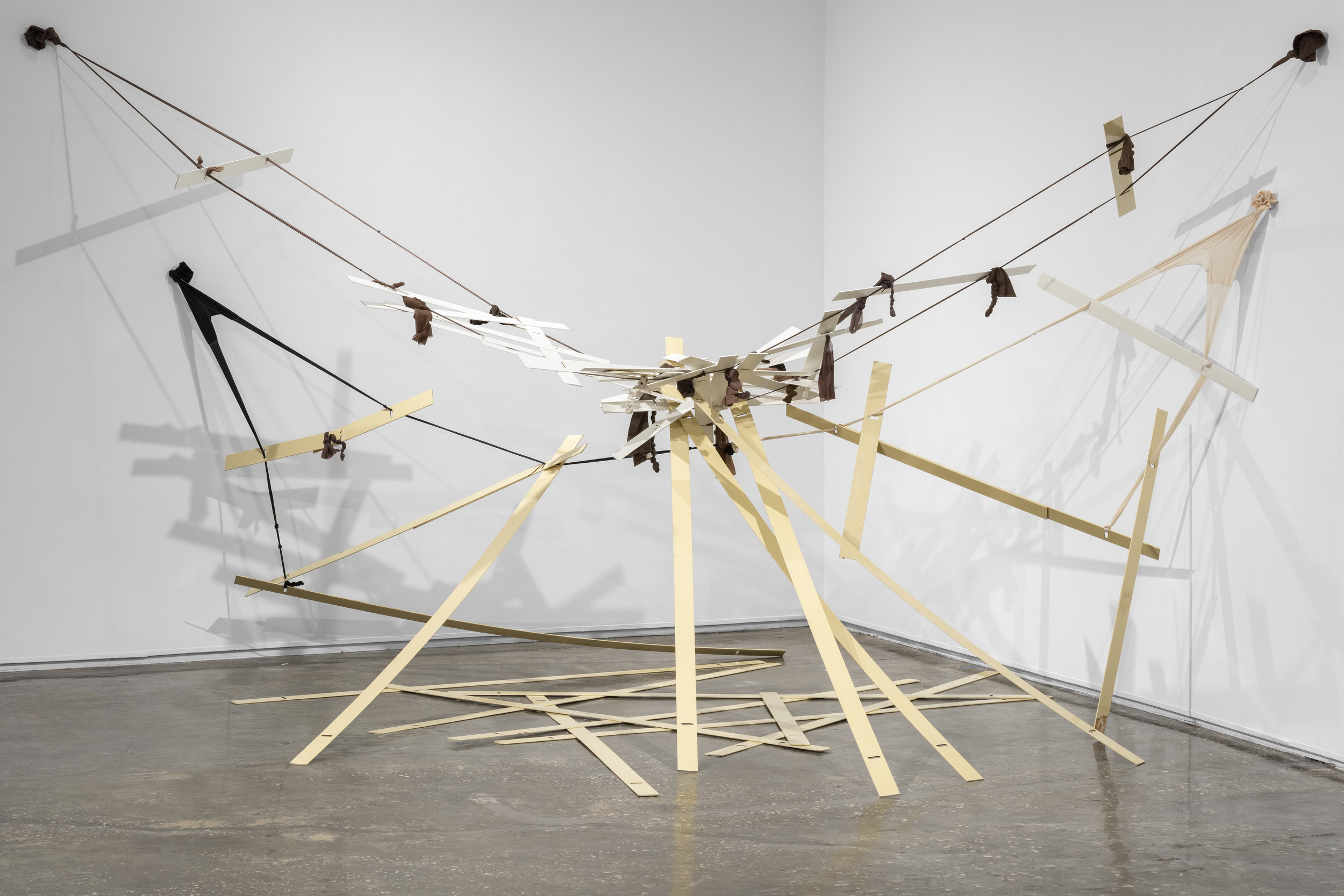 Senga Nengudi, "Nuki Nuki: Across 118th St," 1982/2014.