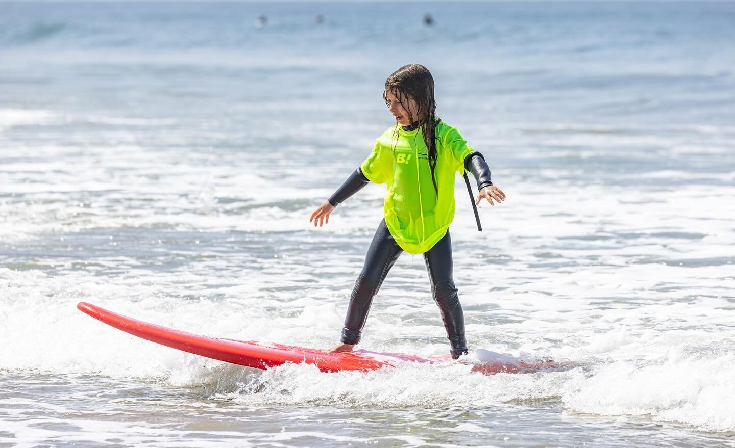 🏄🏼&zwj;♀️🏄🏼&zwj;♀️🏄🏼&zwj;♀️
#learntosurf #surfcamp #malibu #summercamp #surftherapy #zumabeachmalibu #topanga #kidssurfing #kidssurfcamp #kidssurflessons #kidssurfschool