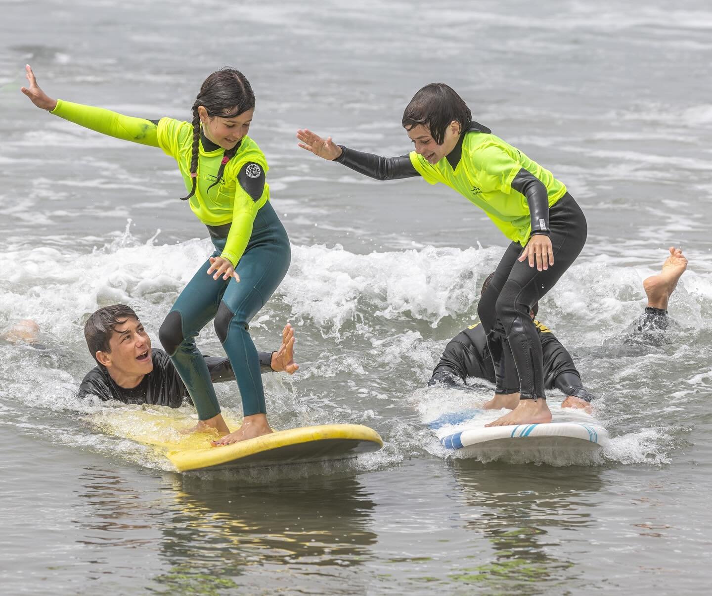 🏄 🏄🏼&zwj;♀️ 
📸 @jeanpierreprovo