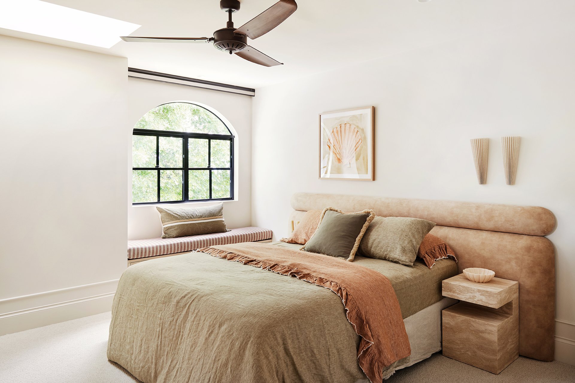 5 FEATURES TO STEAL FOR YOUR TEENS' BEDROOMS