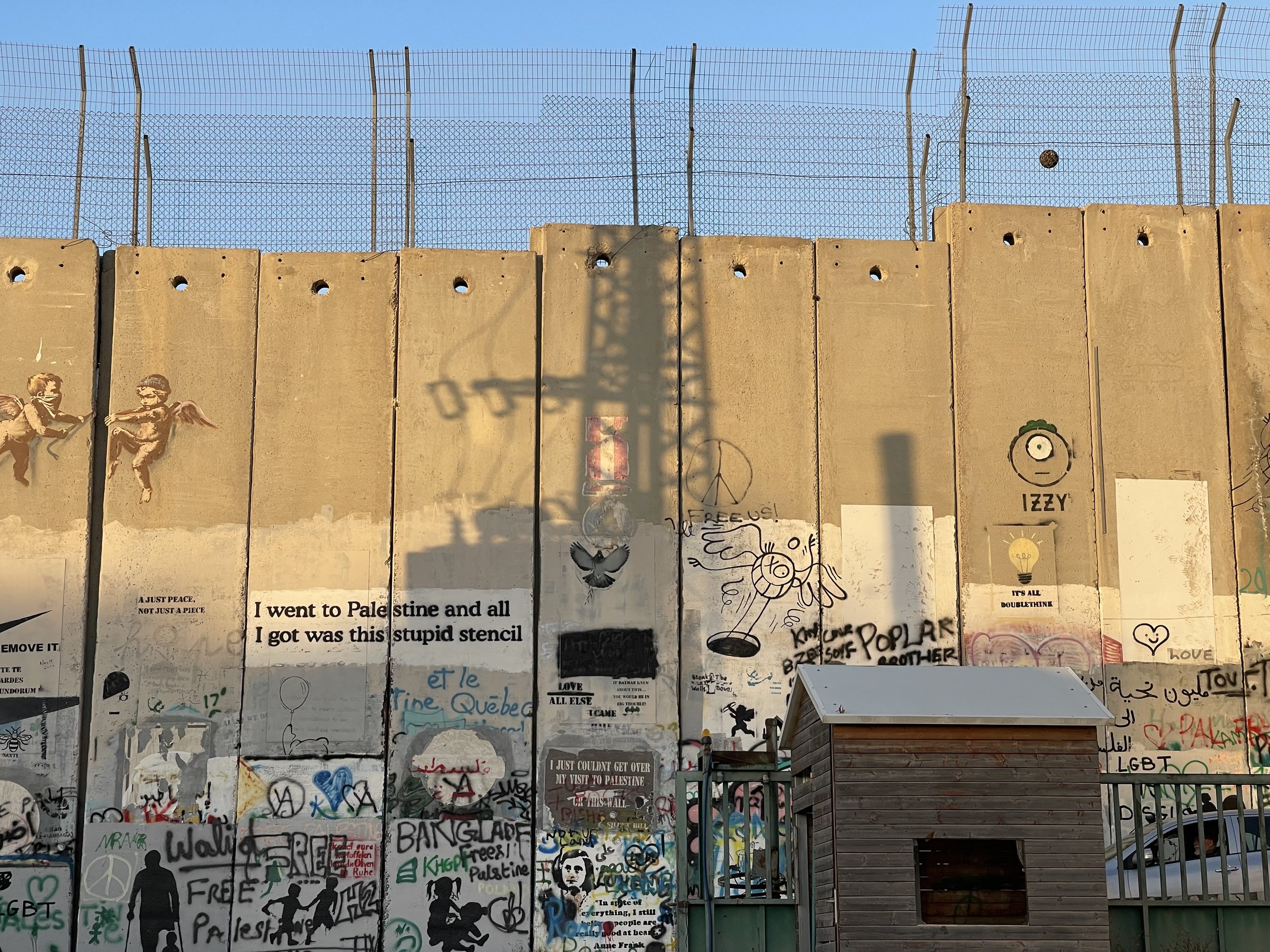 Technologies de surveillance, reconnaissance des émotions et IA prédictive contre les Palestiniens : Entretien avec Mona Shtaya